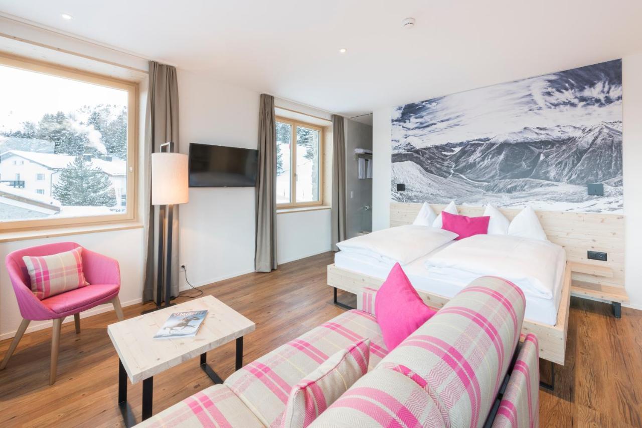 Berghotel Randolins St. Moritz Exterior photo